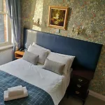 Glen Gat House 3* 던독