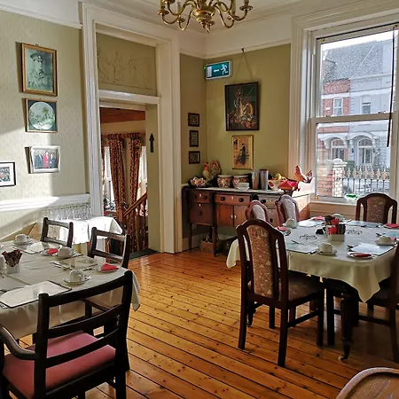 לינה וארוחת בוקר Glen Gat House דאנדלק