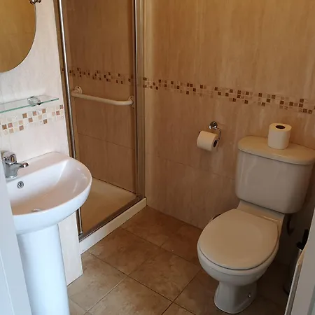 Glen Gat House 3*