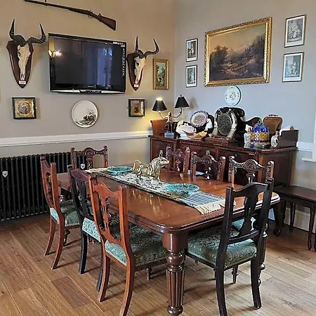 Glen Gat House 3*