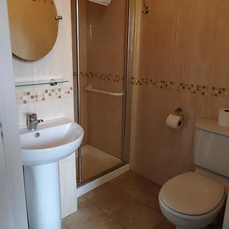 Oda ve Kahvaltı Glen Gat House